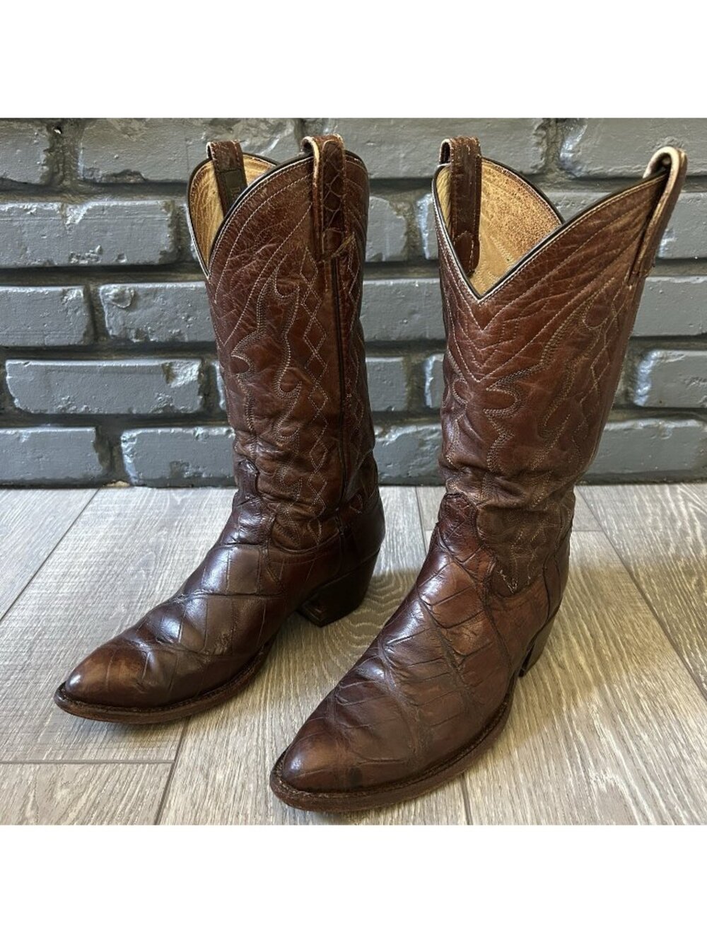 Dan Post Vintage Large Scale Alligator Western Cowboy Boots Mens 7.5 D
